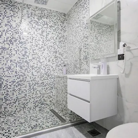 Gorgeous Home In Klis *
